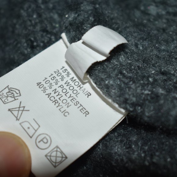 SOLD 🦋 FORLA PARIS Wrap Knit Cardigan Sweater - Picture 16 of 16